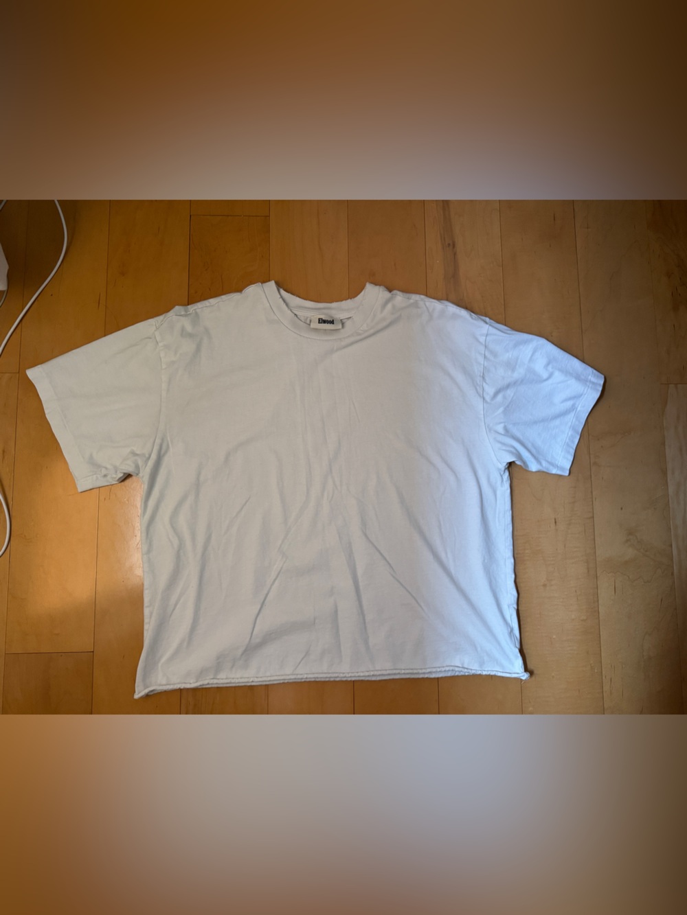 Elwood Oversized Core Tee - Picture 2 of 5
